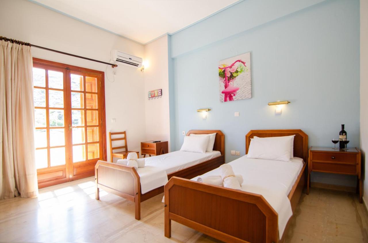 Almira Inn Chora  Bagian luar foto