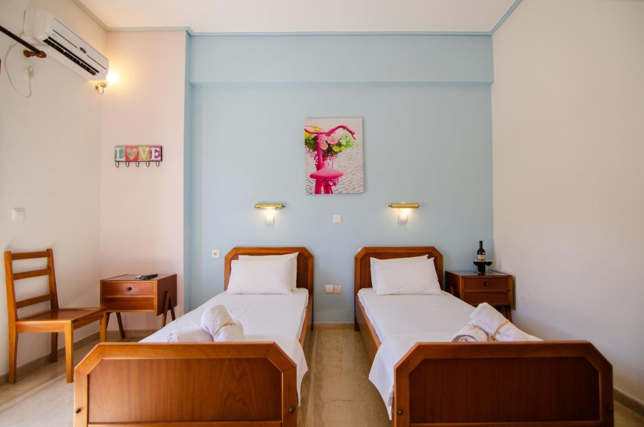 Almira Inn Chora  Bagian luar foto
