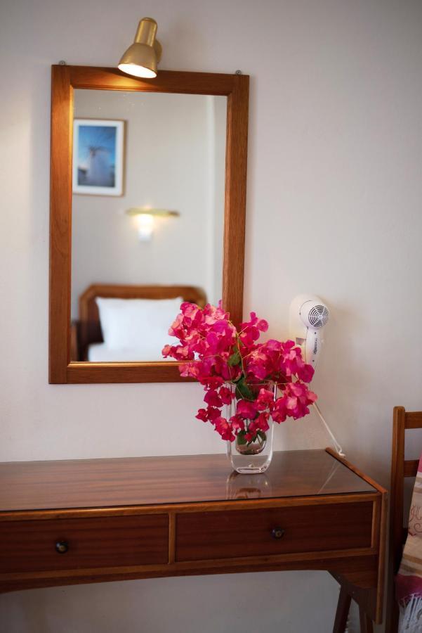 Almira Inn Chora  Bagian luar foto
