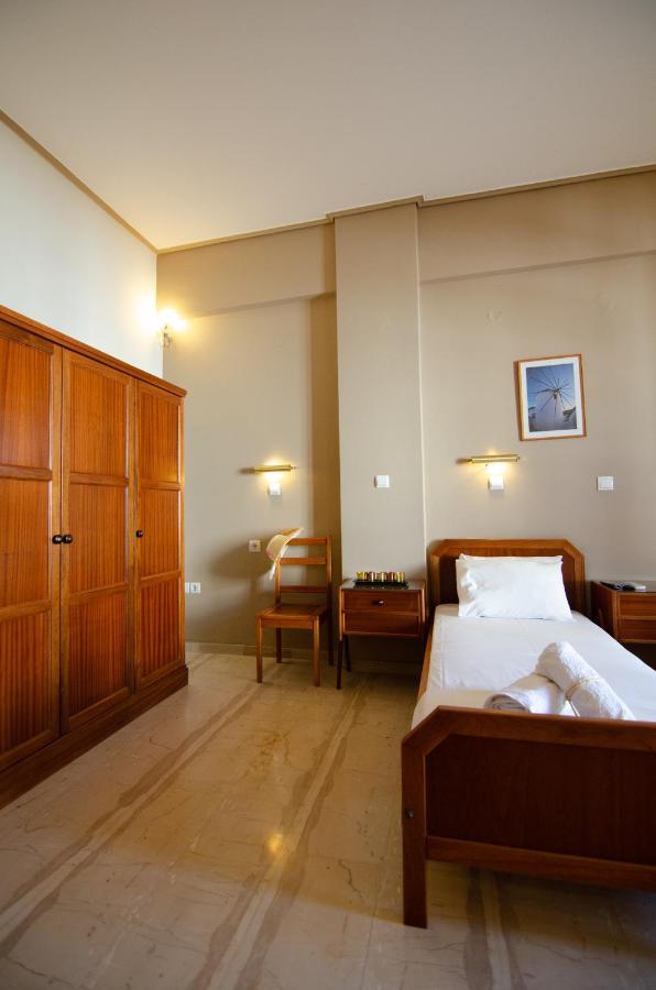 Almira Inn Chora  Bagian luar foto