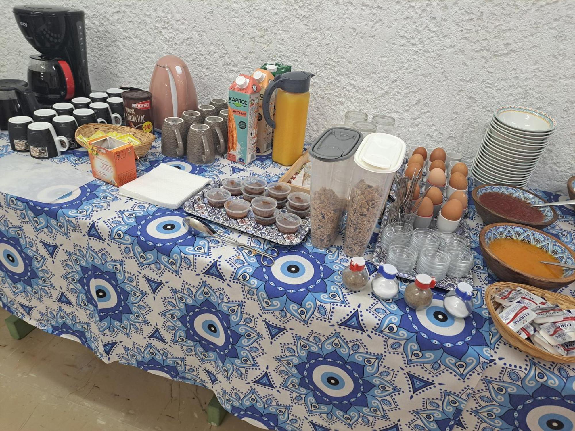 Almira Inn Chora  Bagian luar foto